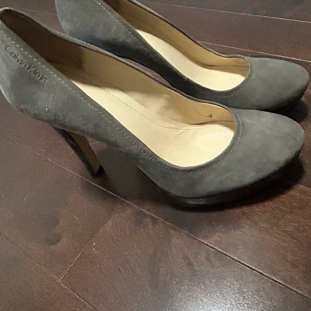 Calvin Klein Women's Charcoal Heels